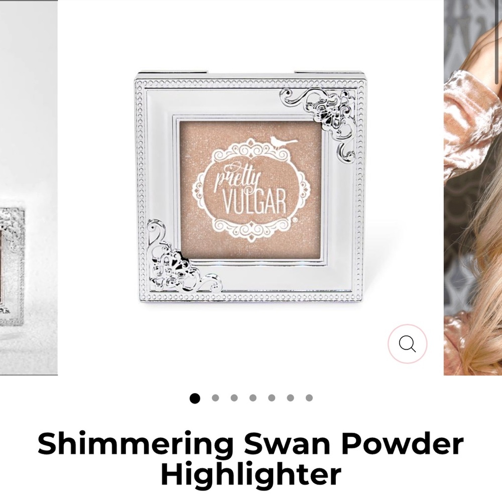 Pretty vulgar Shimmering Swan Powder Highlighter